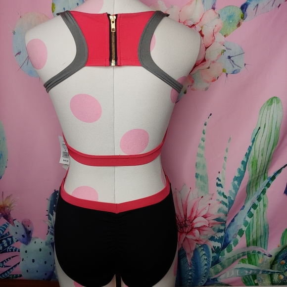 NEW 《 California Kisses 》 Black Cut Out Monokini One Piece Swim Dance Zip XL - Picture 9 of 16